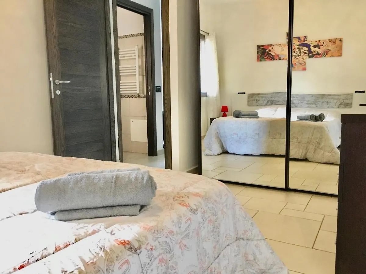 Appartamento New HolidayHouse Tortolì Italia